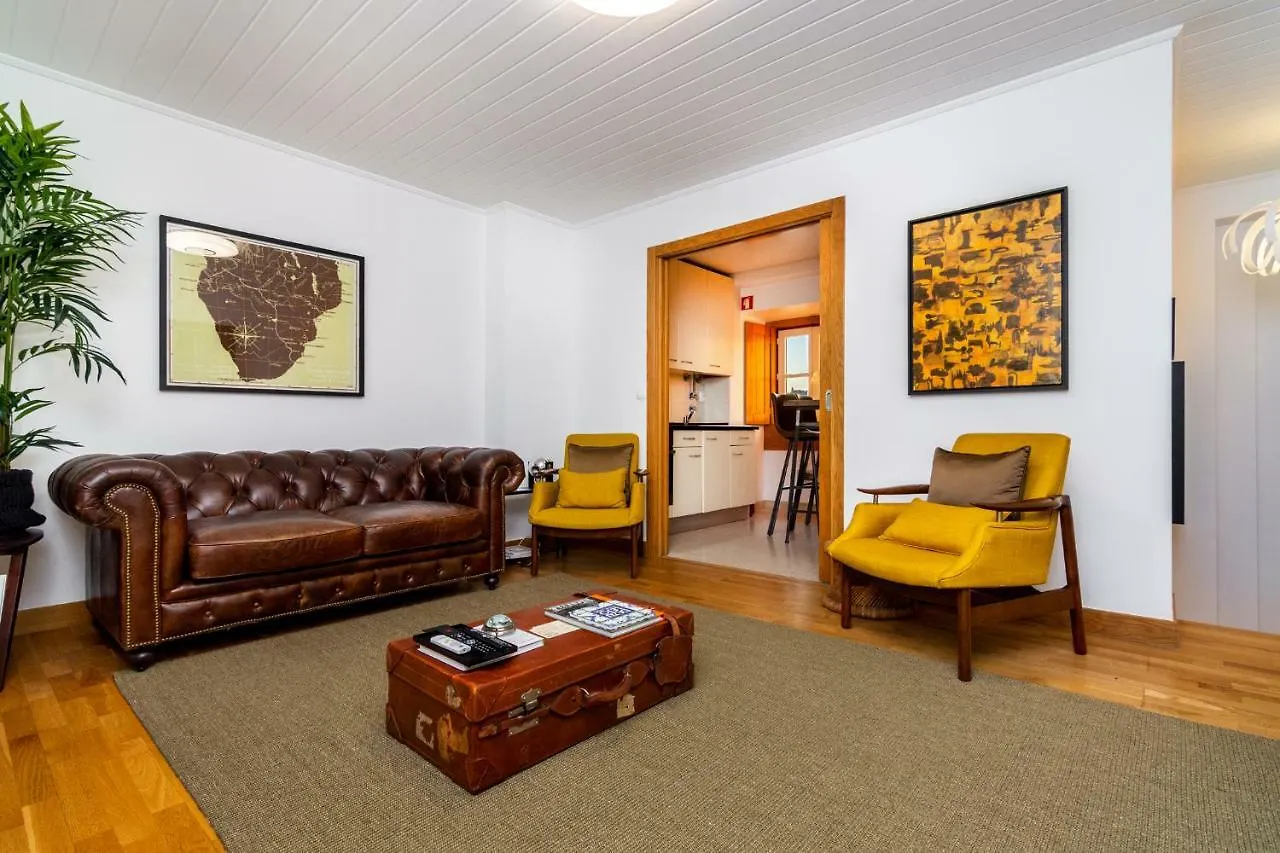 The Explorers Home - Sunny Stylish Family-Friendly Apartment Lisbon
