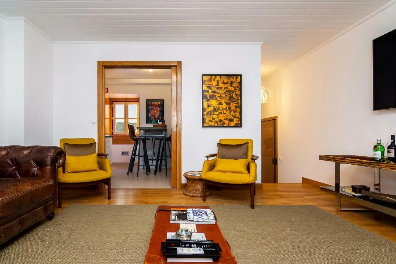 The Explorers Home - Sunny Stylish Family-Friendly Apartment Lisbon