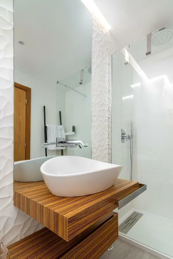 The Explorers Home - Sunny Stylish Family-Friendly Apartment Lisbon